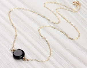 Collier Onyx Noir Plaqué Or