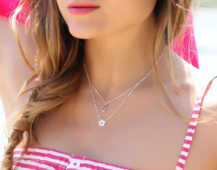 Collier superposé argent fleur